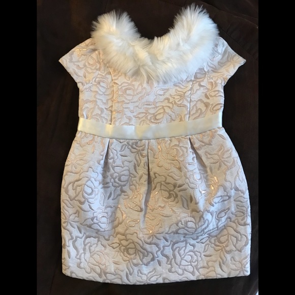 🌸Beautiful Dress 🌸 - Picture 1 of 4